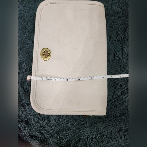 Vintage Coach White Penny Pocket Purse Style #B5C-9755 Made In USA - Picture 16 of 16